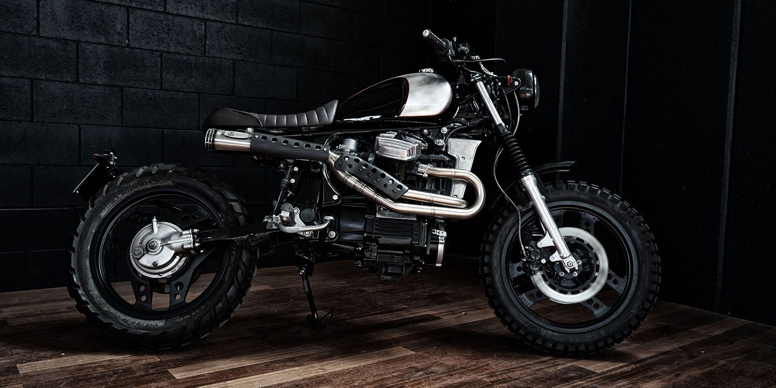 The CX650 in profile