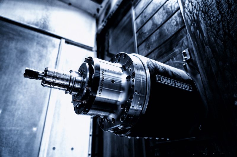 IAMETECH, the workshop — The spindle of a machining centre, ready to go in.