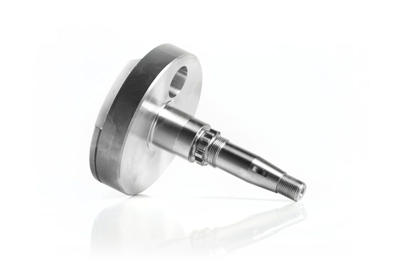 IAMETECH, product still life — A crankshaft, side view.