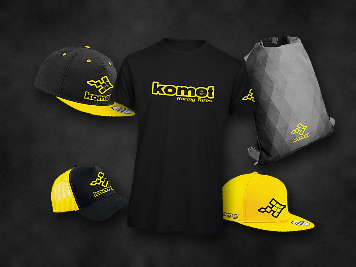 Komet Racing Tyres — Merchandising — Snapback nero, t-shirt, snapback giallo e trucker: il merchandising Komet in nero e giallo.